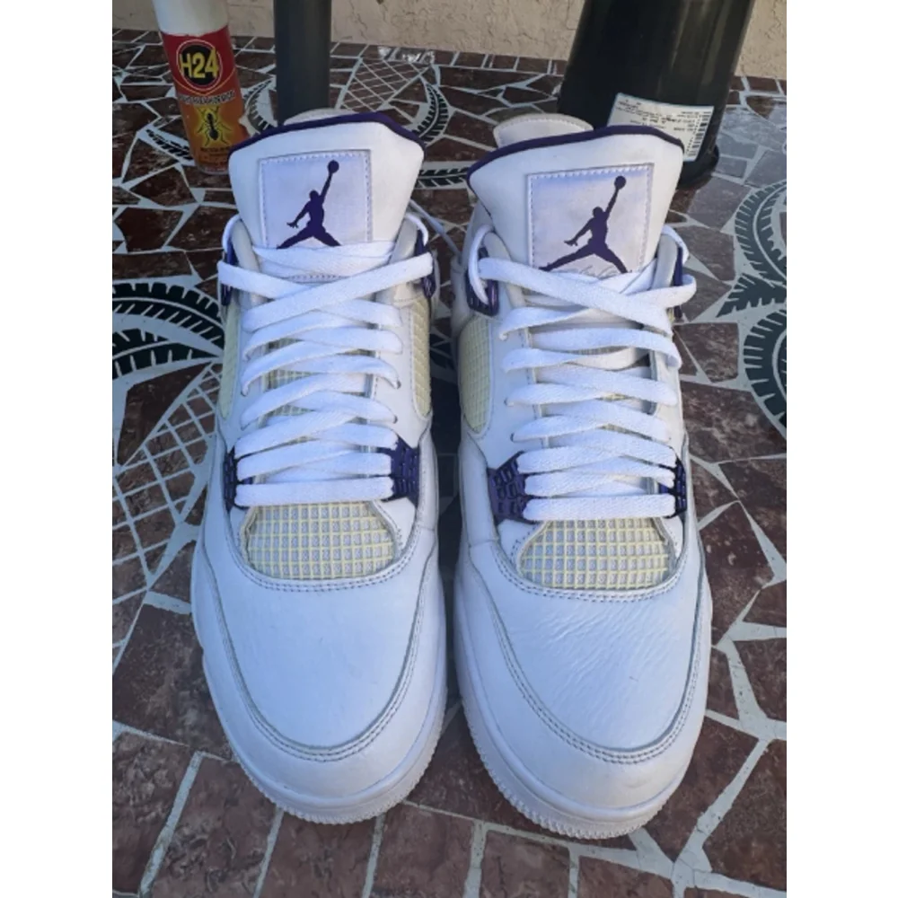Jordan retro 4 size 12 Purple metallic ct8527-115 used 2020